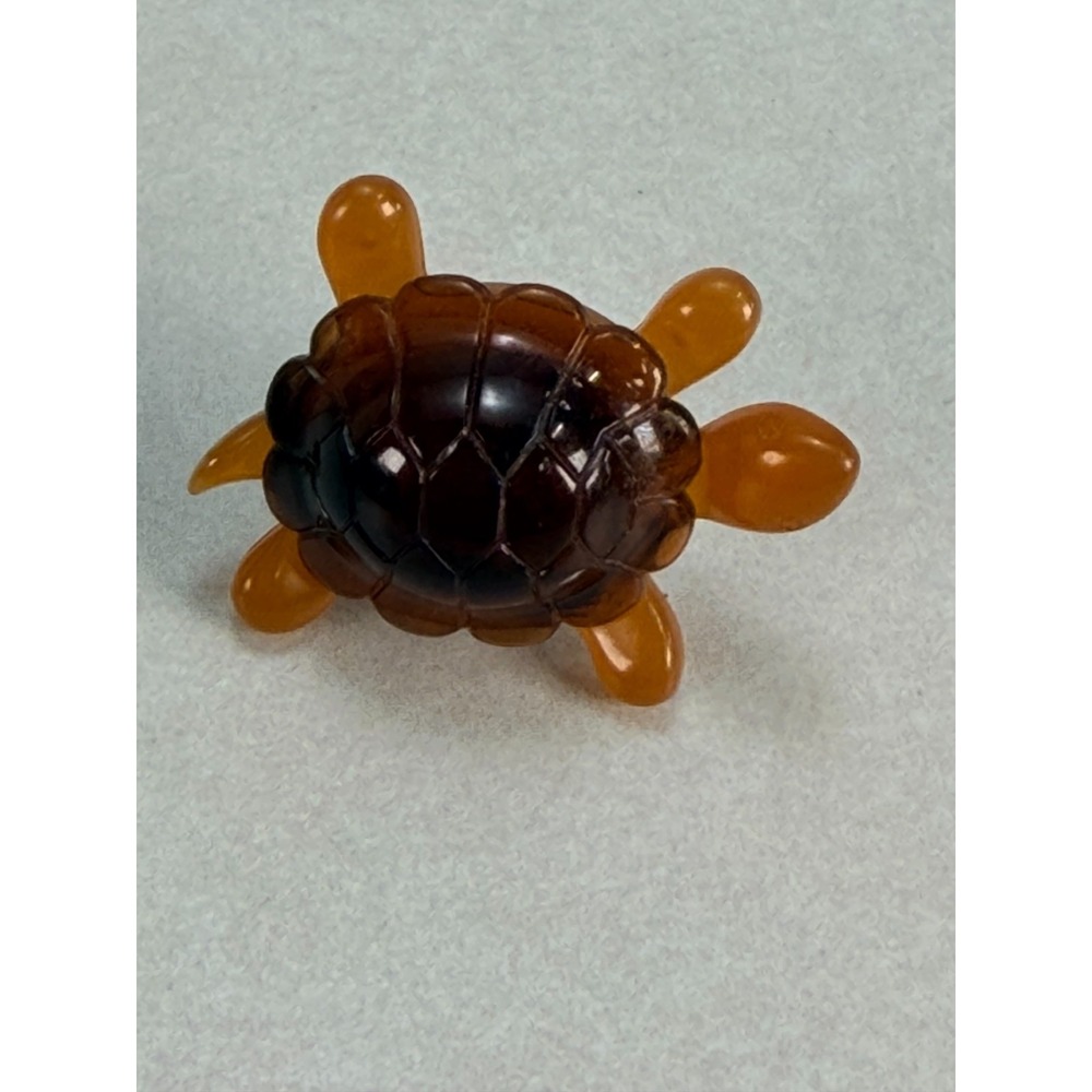 Vtg AVON Carved TURTLE PIN Faux Tortoise Shell LUCKY FRIENDS 1984 Signed
